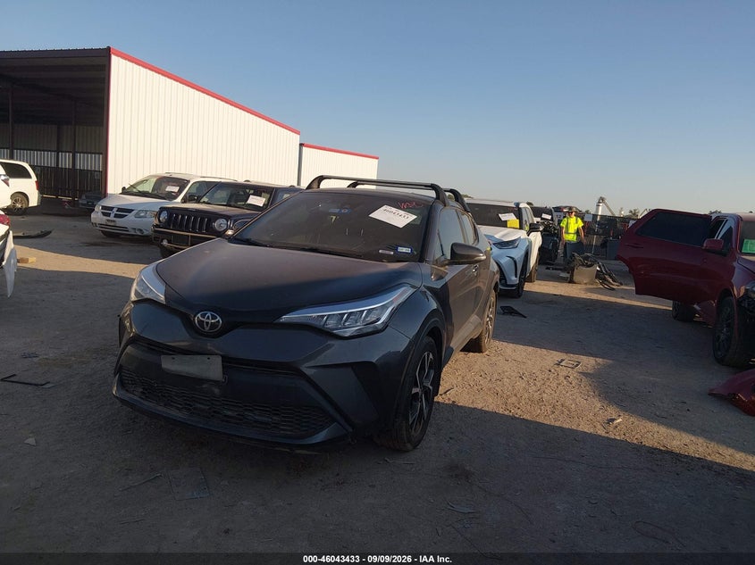 Vin: jtnkhmbx5l1083907, lot: 46542889, toyota c-hr xle 20202