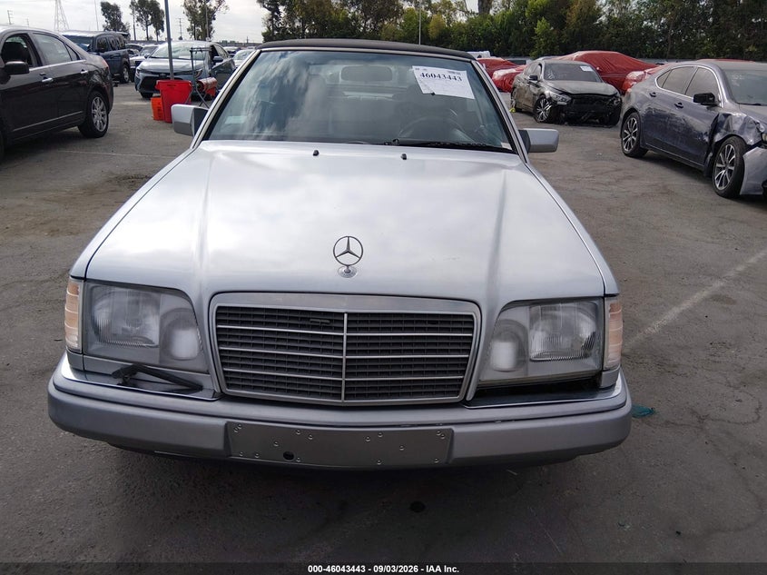 1995 MERCEDES-BENZ E auction photo 6