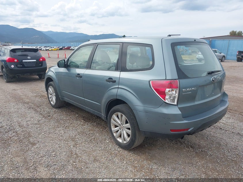 2010 SUBARU FORESTER auction photo 3
