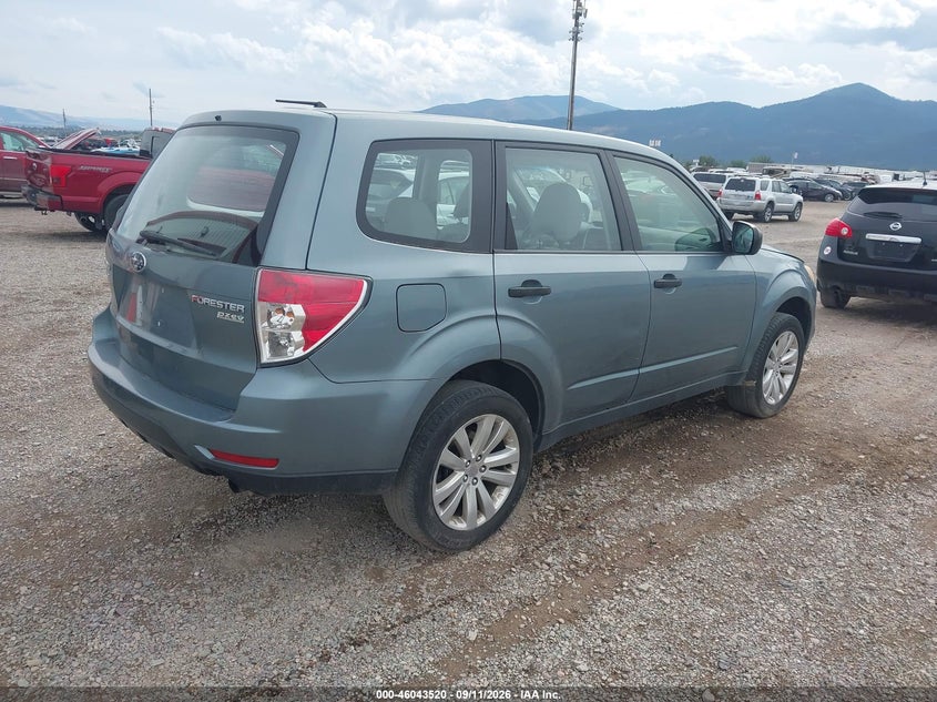 2010 SUBARU FORESTER auction photo 4