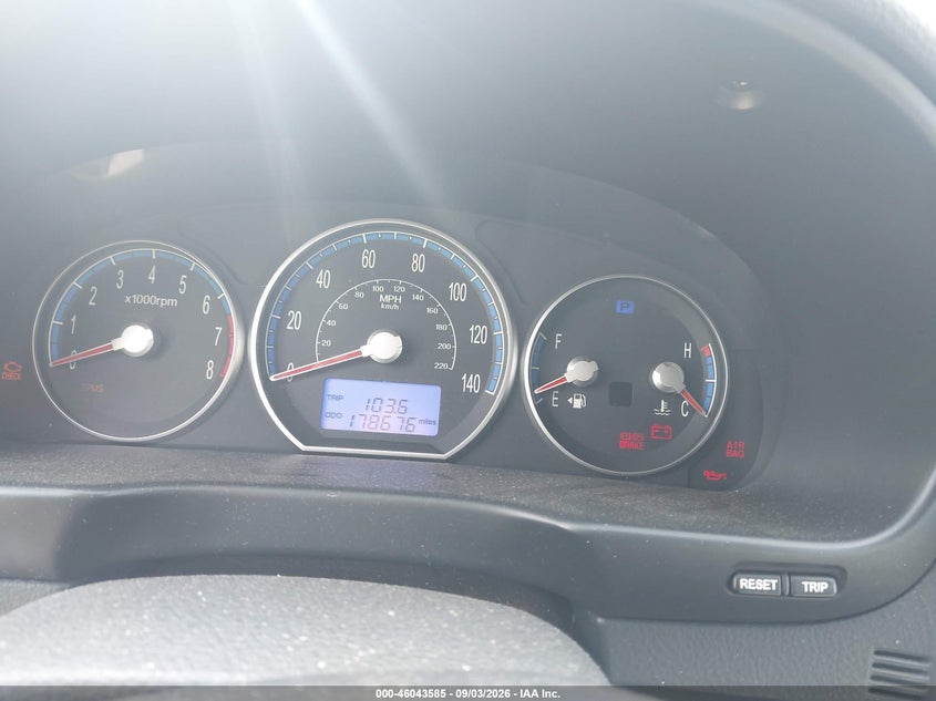 2009 HYUNDAI SANTA FE SPORT UTILITY VEHICLE 2.7L V-6 DOHC, VVT, REGULAR , 185HP