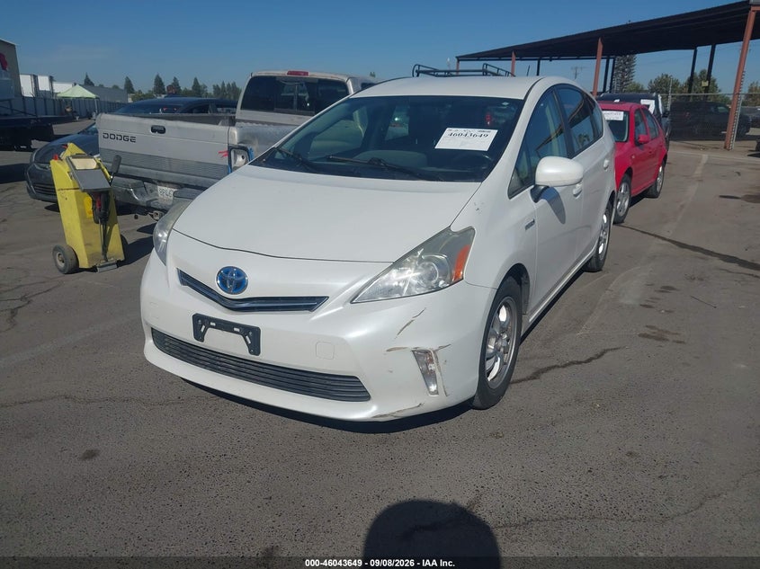 2012 TOYOTA PRIUS V auction photo 2