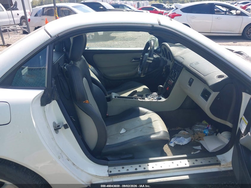 1998 MERCEDES-BENZ SLK 230 auction photo 5