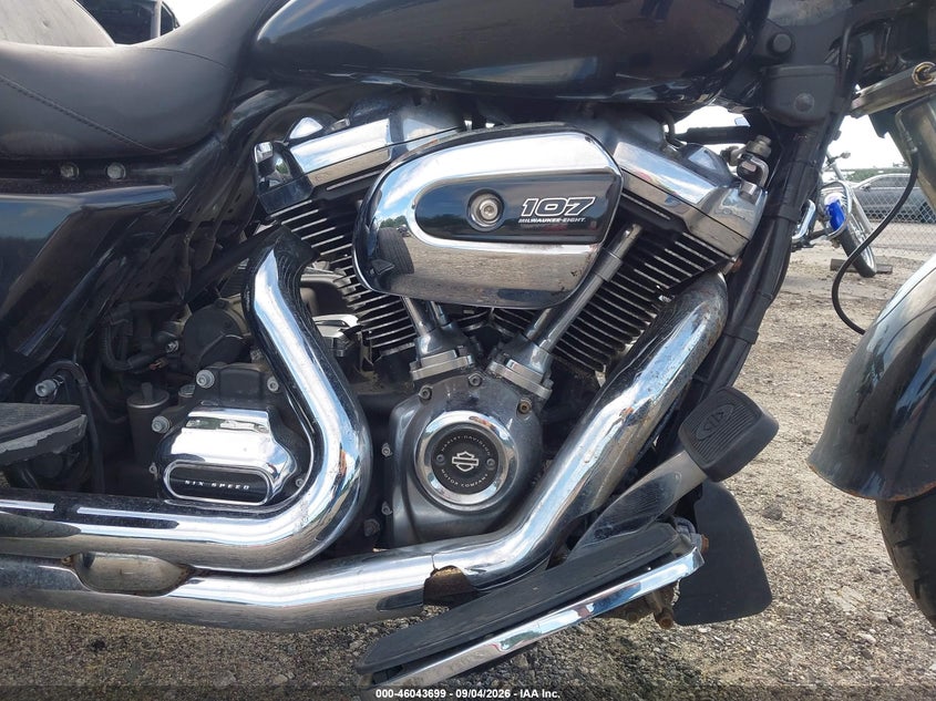 HARLEY-DAVIDSON FLRT 2017