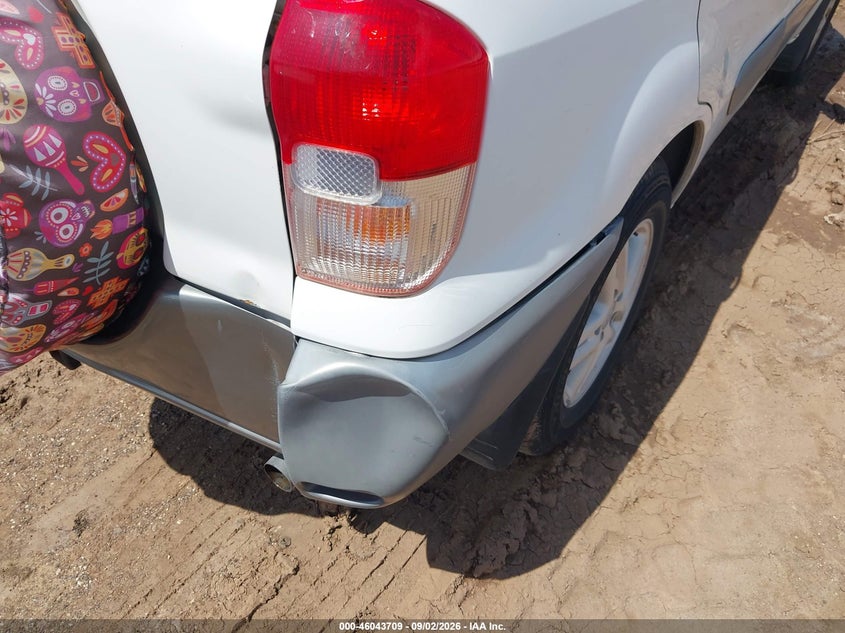 2001 TOYOTA RAV4 auction photo 6