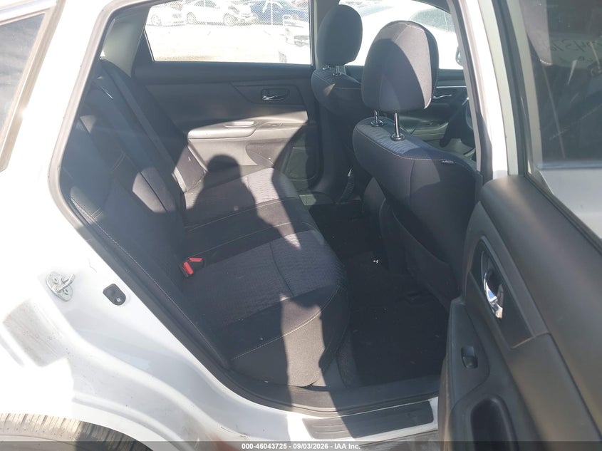 2016 NISSAN ALTIMA auction photo 8