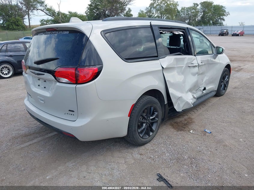 2020 CHRYSLER PACIFICA — zdjęcie 4