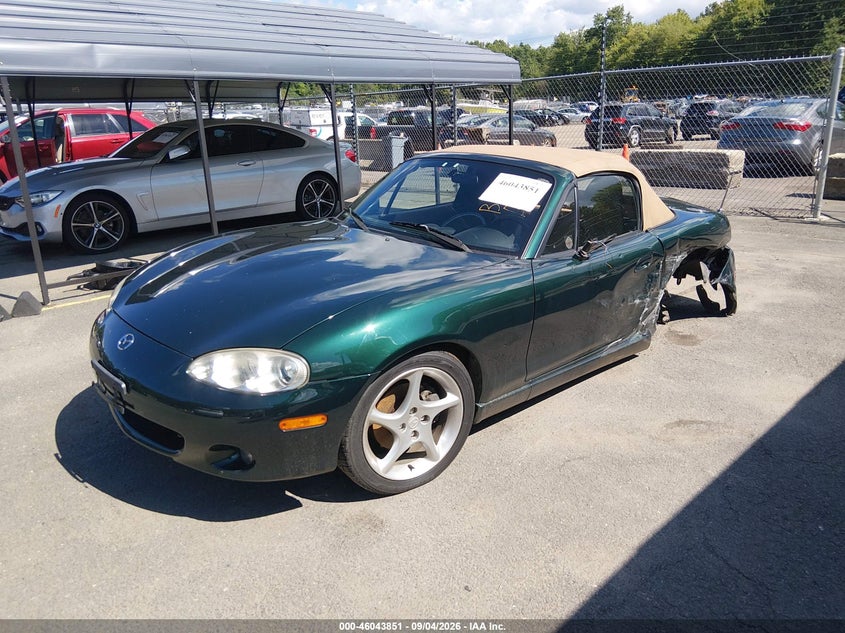 MAZDA MX-5 MIATA 2002 VIN JM1NB353820227864