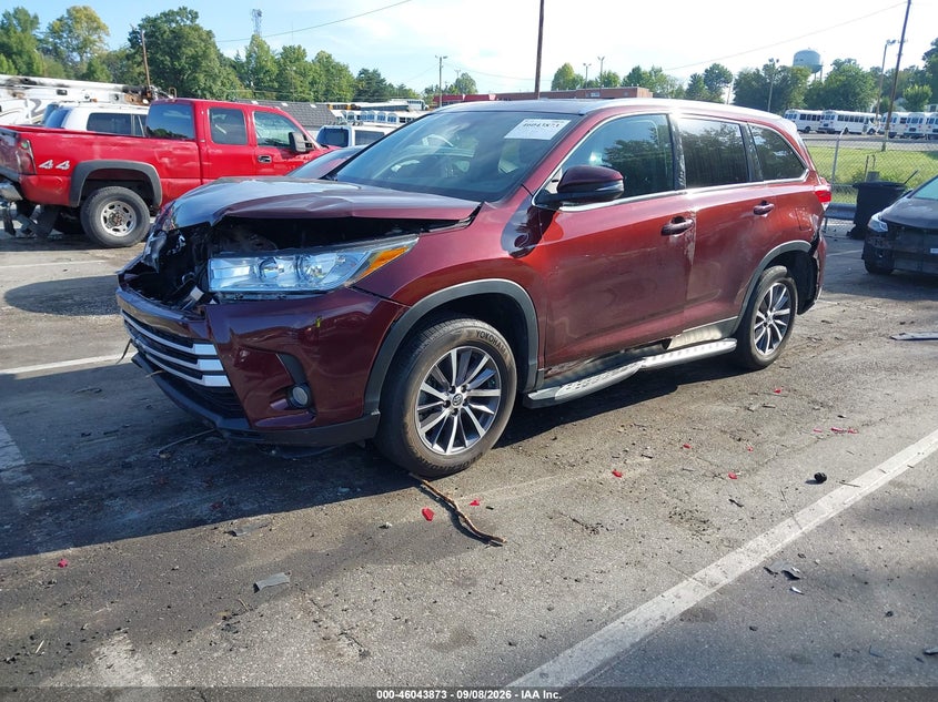 TOYOTA HIGHLANDER - zdjęcie 2