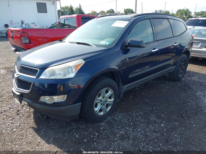 2012 CHEVROLET TRAVERSE auction photo 2