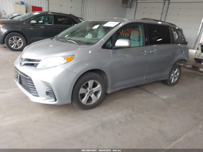 Vin: 5tdkz3dc0js932976, lot: 46543341, toyota sienna le 8 passenger 20182