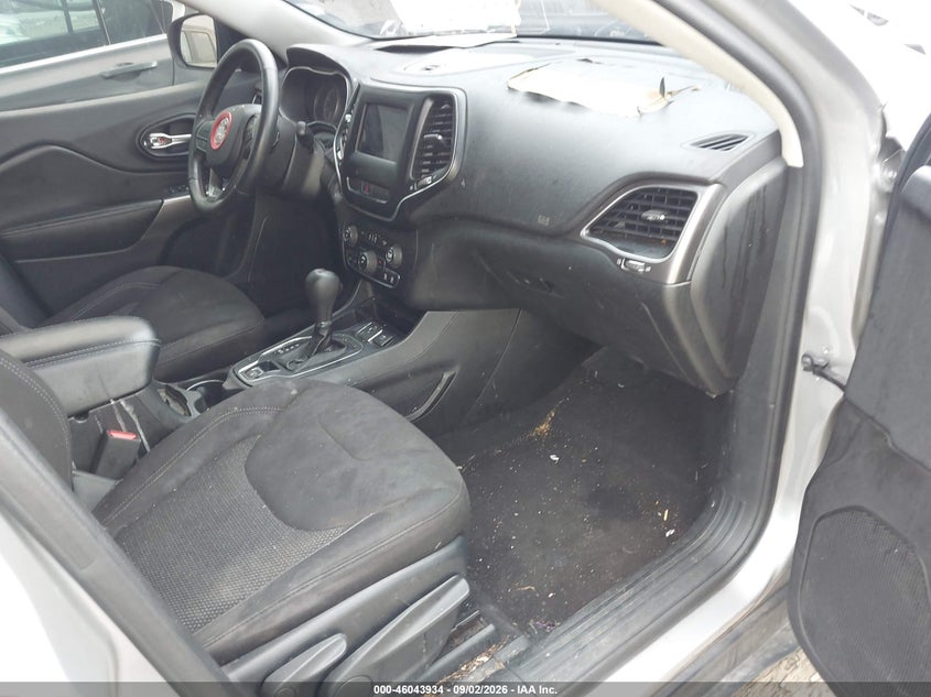 2019 JEEP CHEROKEE SPORT UTILITY VEHICLE 2.4L I-4 VVT, REGULAR , 180HP