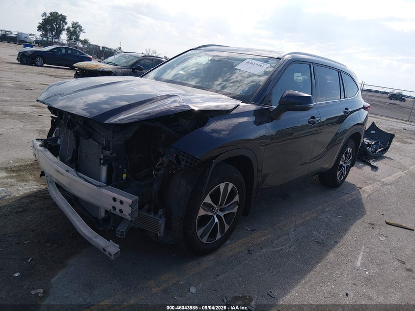 TOYOTA HIGHLANDER - zdjęcie 2