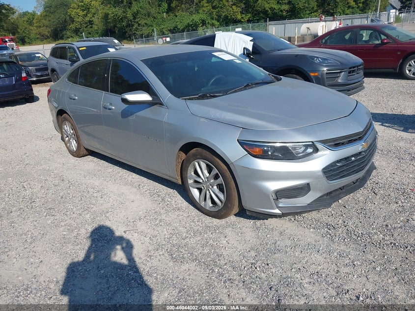 2018 CHEVROLET MALIBU auction photo 1