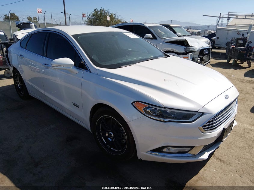 Vin: 3fa6p0su9jr186943, lot: 46543670, ford fusion energi platinum/titanium 2018 img_1