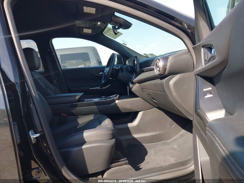 2026 CHEVROLET EQUINOX auction photo 5