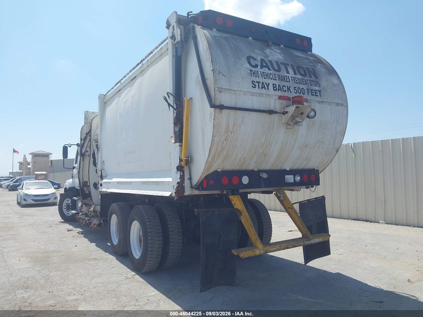 2014 OTHER FREIGHTLINER 108SD TRUCK N/A