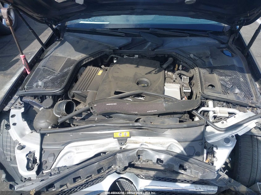 2018 MERCEDES-BENZ C 300 · Фото 10