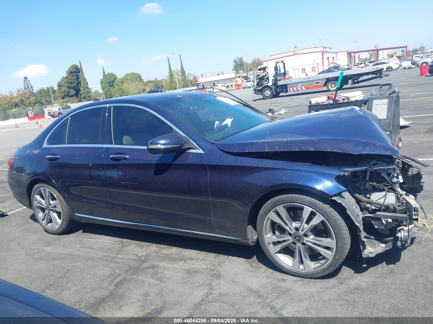 2018 MERCEDES-BENZ C 300 · Фото 14