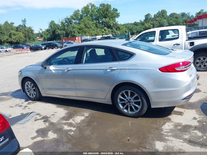 2017 FORD FUSION SE · Фото 14