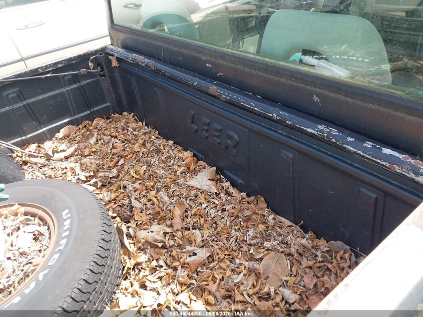 1993 GMC SONOMA auction photo 8