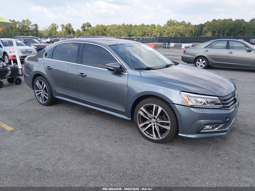 2017 VOLKSWAGEN PASSAT auction photo 1