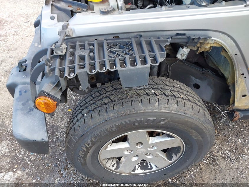 2013 JEEP WRANGLER auction photo 6