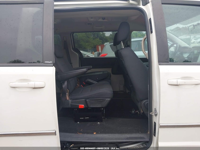 2010 DODGE CARAVAN VAN 3.8L V-6 REGULAR , 197HP