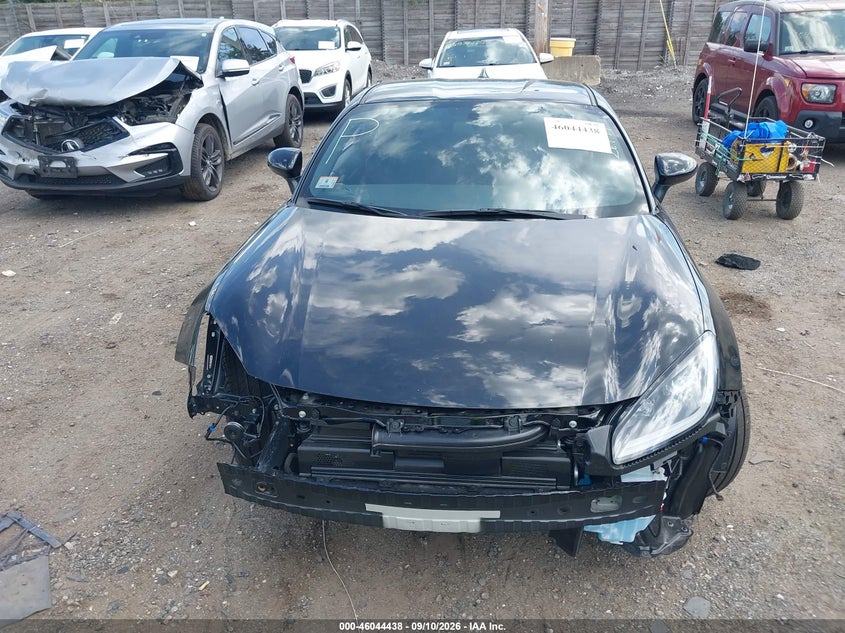 2026 TOYOTA GR86 · Фото 12