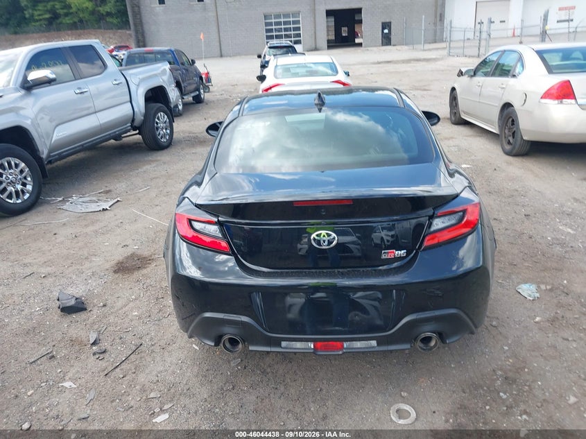 2026 TOYOTA GR86 · Фото 16