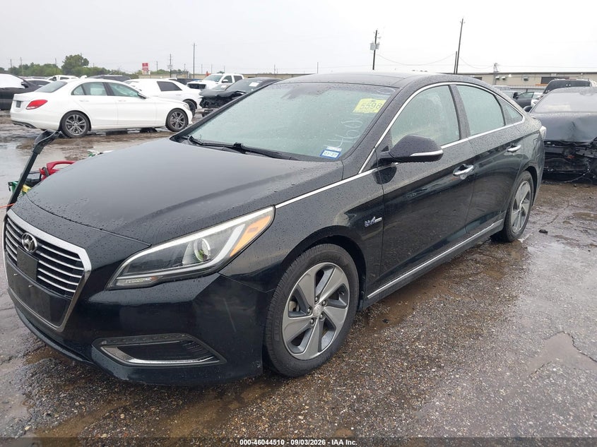 2016 HYUNDAI SONATA HYBRID auction photo 2