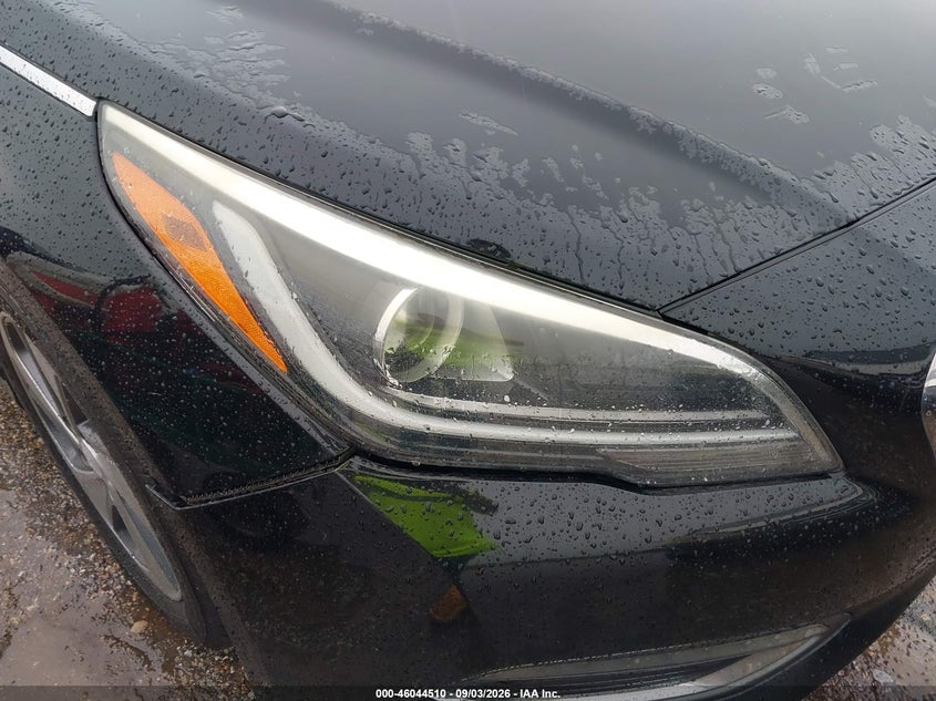 2016 HYUNDAI SONATA HYBRID auction photo 6