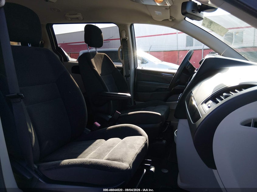 2019 DODGE GRAND CARAVAN auction photo 5