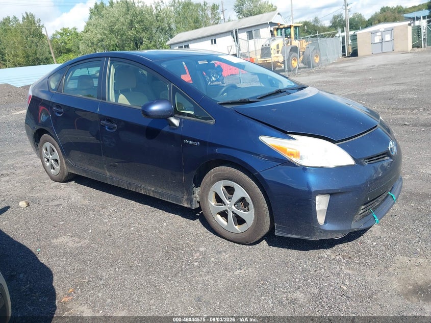 2013 TOYOTA PRIUS auction photo 1