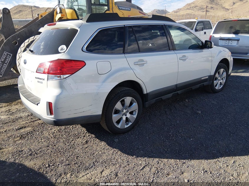 2011 SUBARU OUTBACK auction photo 4