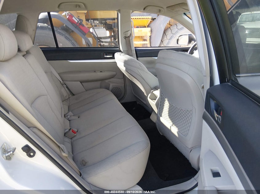 2011 SUBARU OUTBACK auction photo 8