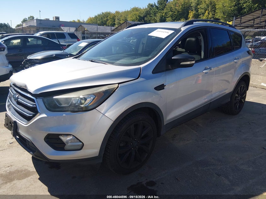 Vin: 1fmcu9j93hue28261, lot: 46544051, ford escape titanium 20172