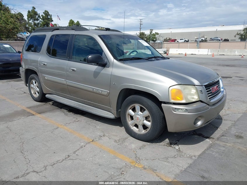 2003 GMC ENVOY XL — zdjęcie z aukcji