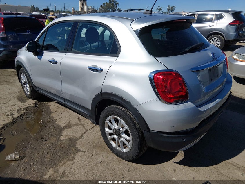 2017 FIAT 500X auction photo 3