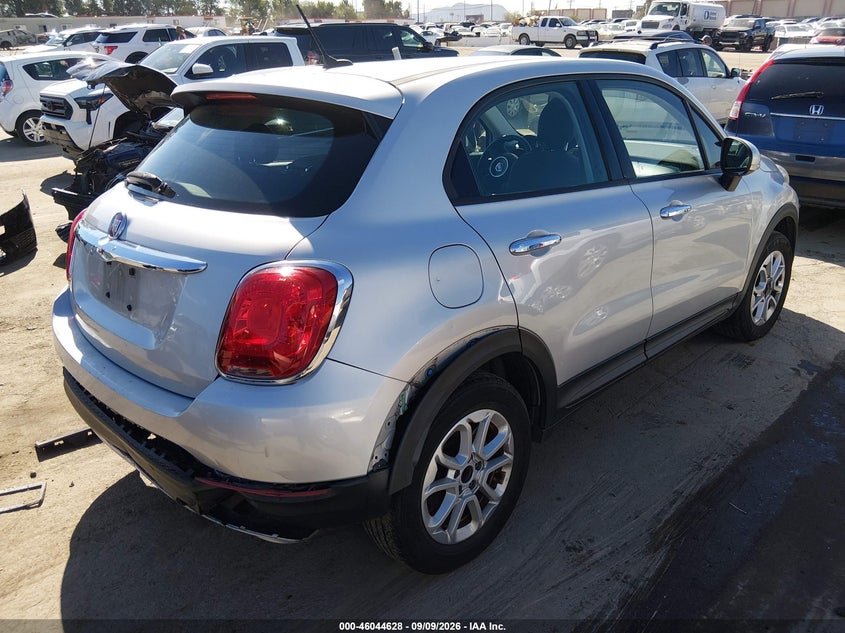 2017 FIAT 500X auction photo 4