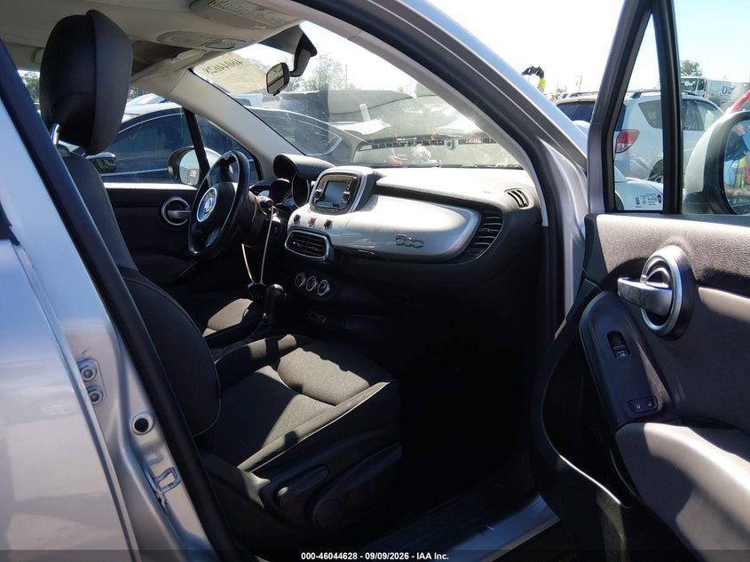 2017 FIAT 500X auction photo 5