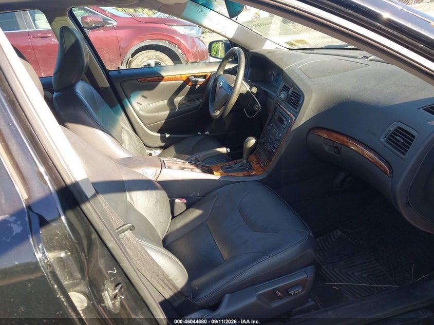 2005 VOLVO S60 auction photo 5