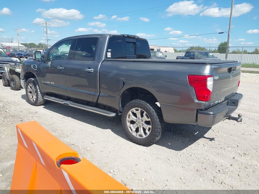 2016 NISSAN TITAN XD auction photo 3