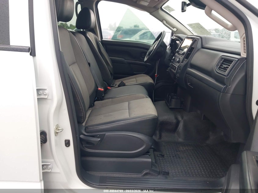 2020 NISSAN TITAN auction photo 5