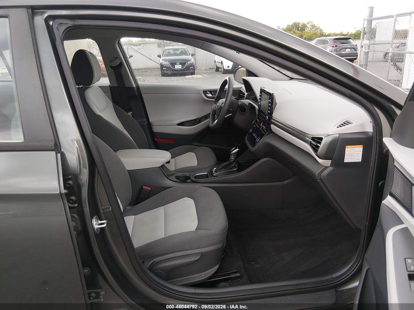 2020 HYUNDAI IONIQ HYBRID — zdjęcie 5