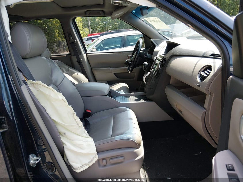 2011 HONDA PILOT auction photo 5