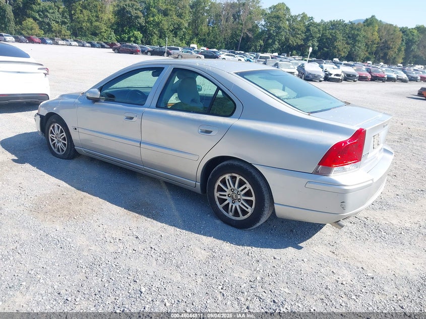 2005 VOLVO S60 auction photo 3