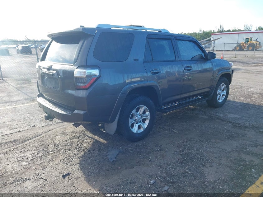 2016 TOYOTA 4RUNNER auction photo 4