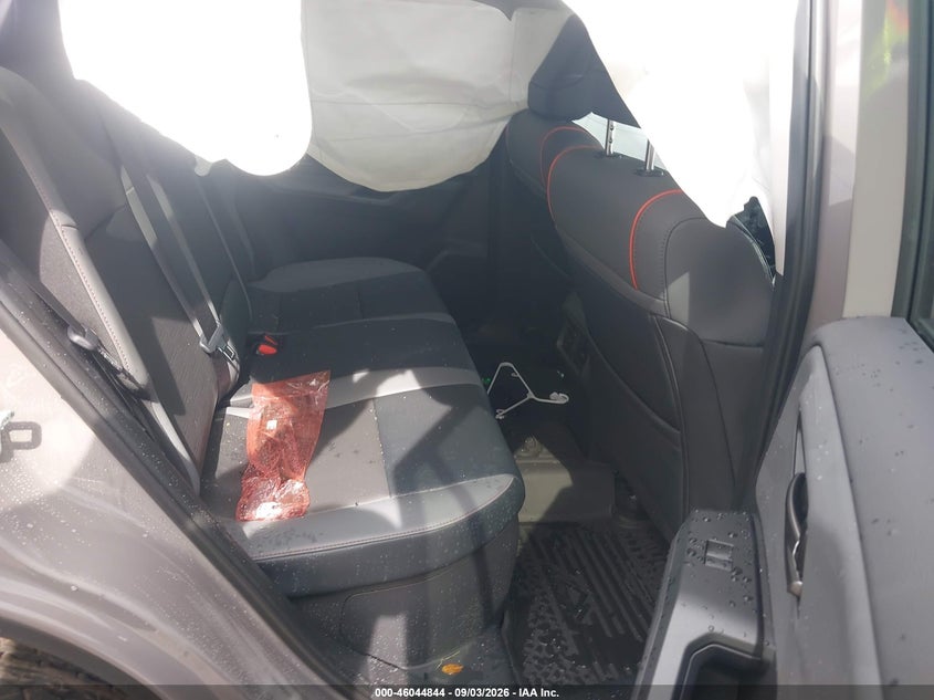 TOYOTA RAV4 - zdjęcie 8