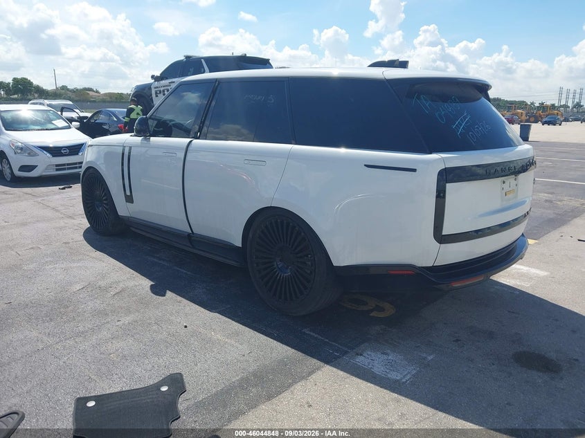 Vin: salkp9fu5pa048139, lot: 46544303, land rover range rover p400 se 20233